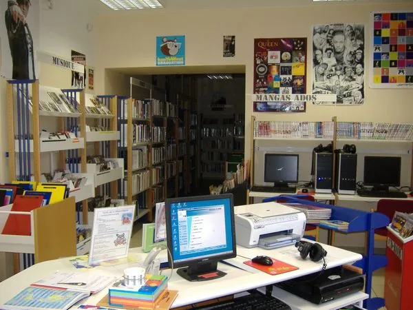 Bibliothèque Municipale à Roybon, Isère (38)