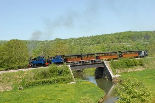 Chemin de Fer de la Vallée de l'Ouche à Bligny-sur-Ouche, Côte-d'Or (21)