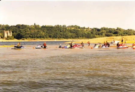 Club nautique d'Outreval à Sarroux, Corrèze (19)