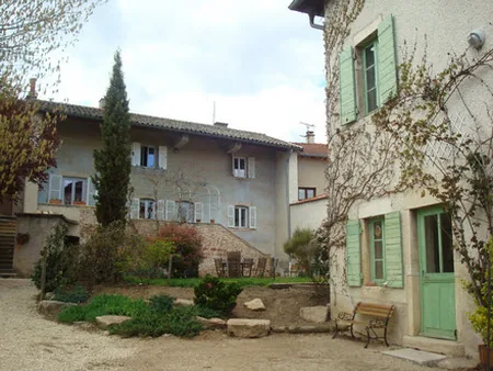 Domaine la Providence à Romanèche-Thorins, Saône-et-Loire (71)