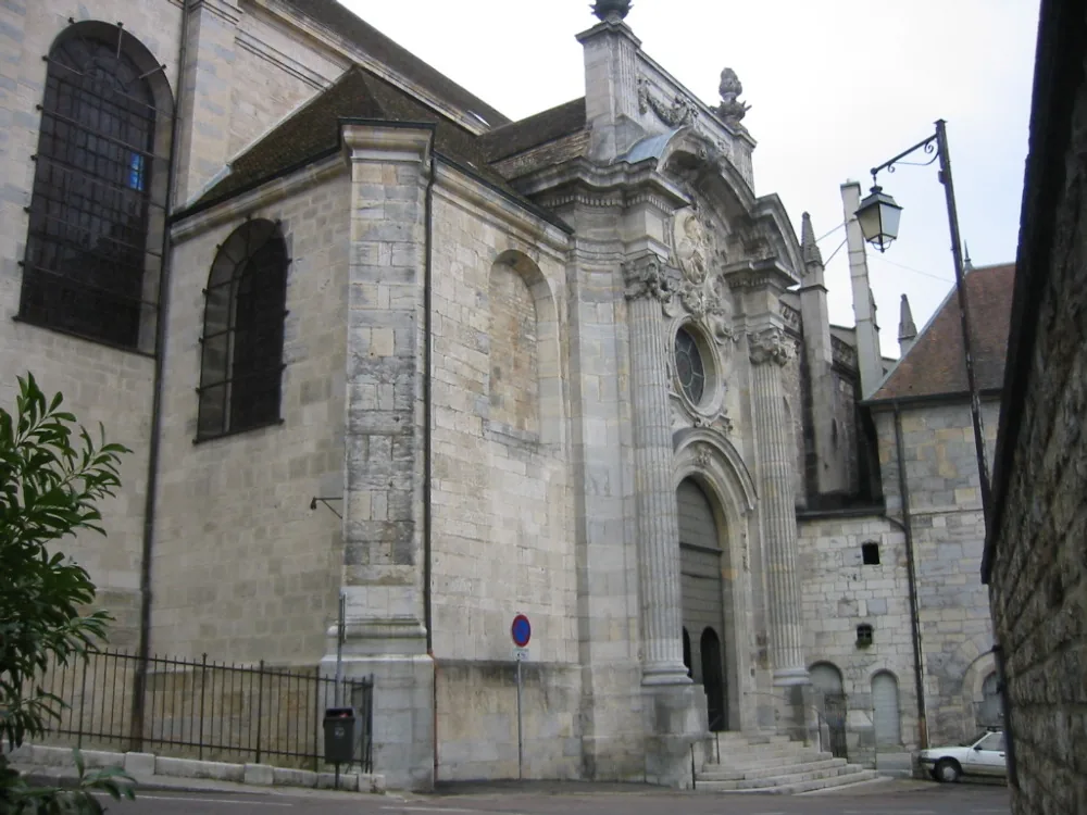 La Cathédrale Saint Jean à Besançon, Doubs (25)