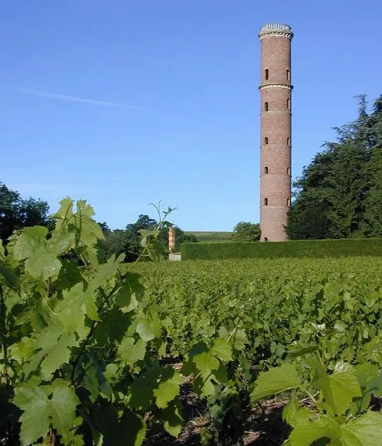 La Tour de la Belle-Mère à Charentay, Rhône (69)