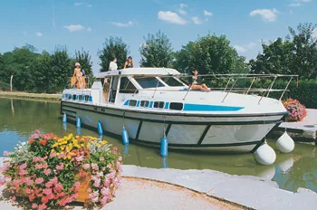 Location de bateaux Les Canalous à Châtillon-en-Bazois, Nièvre (58)