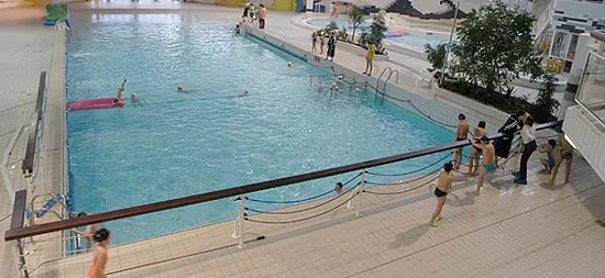 Piscine la Presqu'Île à Lillebonne, Seine-Maritime (76)