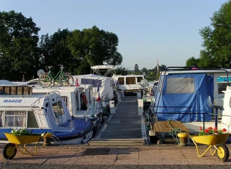 Port de Plaisance de Lagarde à Lagarde, Ariège (09)